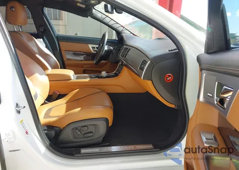 2015 Jaguar Xf 3.0 Portfolio/3.0 Sport from USA, damaged, VIN SAJWJ0FF1F8U64252